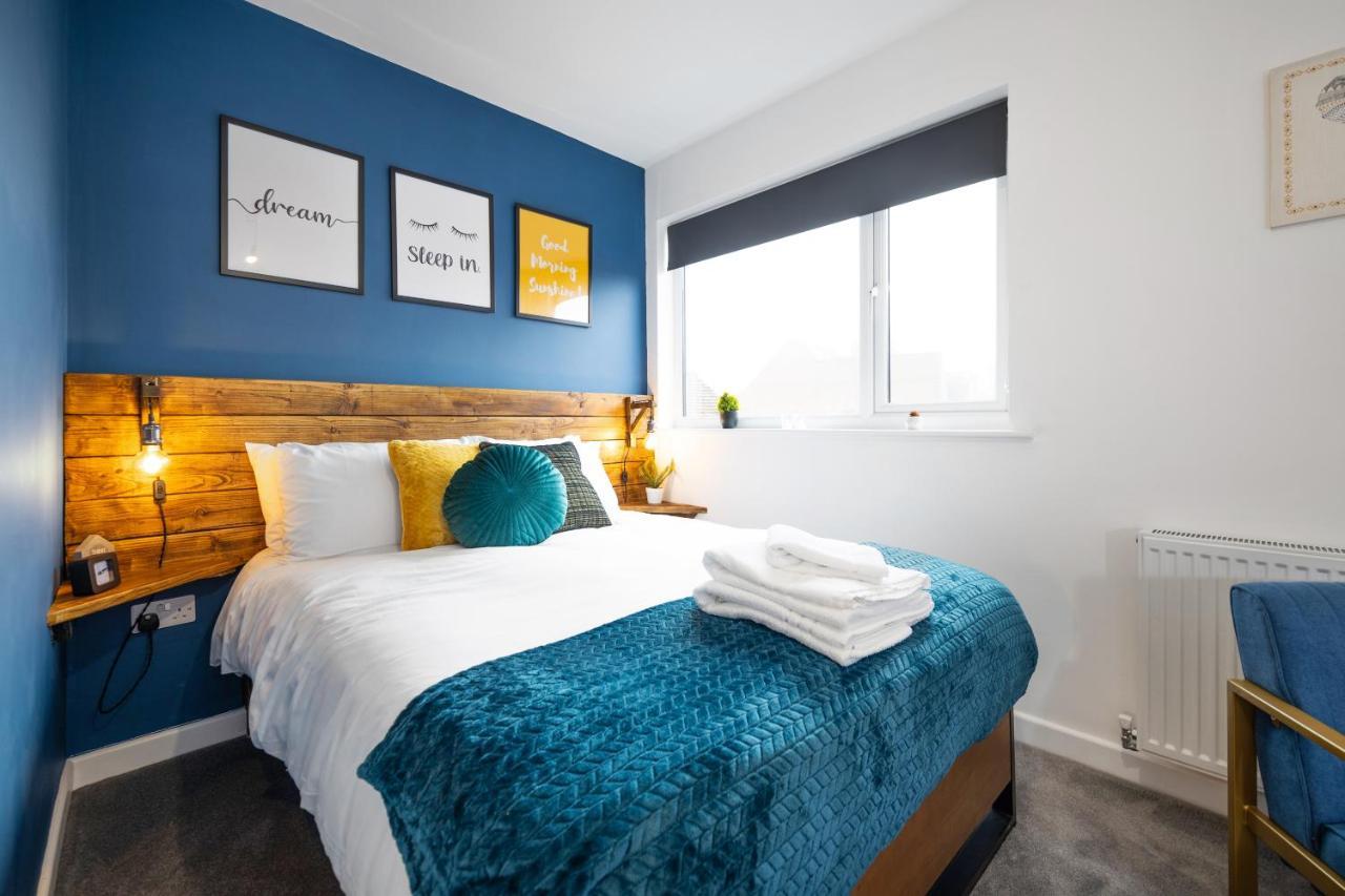 7 Bedroom House Ensuite Rooms, Fully Equipped Kitchen, Free Wifi, Tvs In All Rooms City Centre Close To A46 Inspire Homes コヴェントリー エクステリア 写真