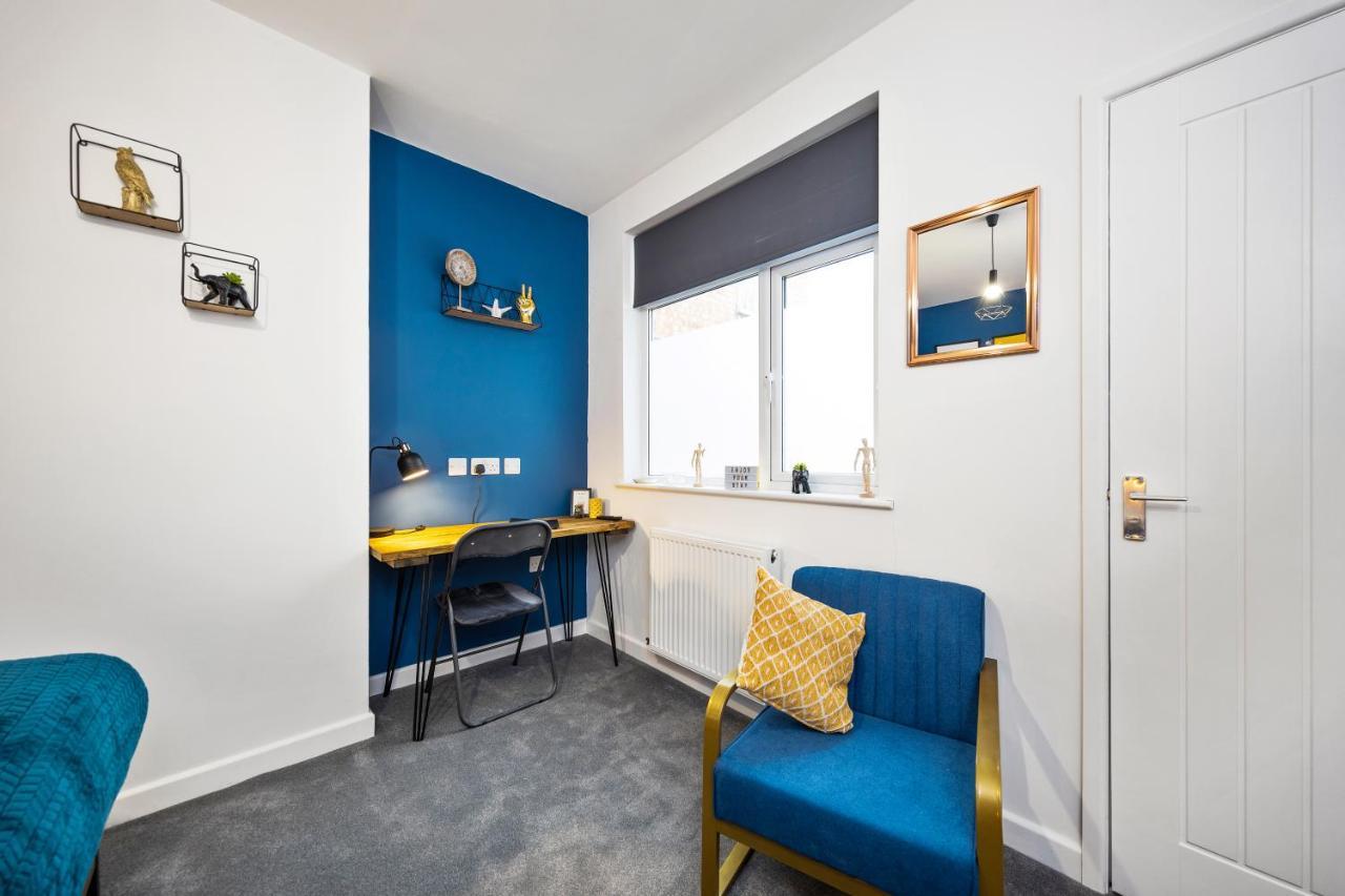 7 Bedroom House Ensuite Rooms, Fully Equipped Kitchen, Free Wifi, Tvs In All Rooms City Centre Close To A46 Inspire Homes コヴェントリー エクステリア 写真