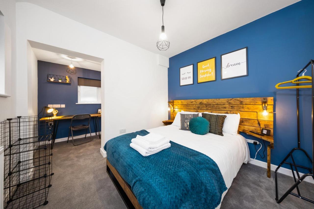 7 Bedroom House Ensuite Rooms, Fully Equipped Kitchen, Free Wifi, Tvs In All Rooms City Centre Close To A46 Inspire Homes コヴェントリー エクステリア 写真